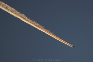 Bliżej nieokreślony samolot. Zakładam, że to Boeing 777...